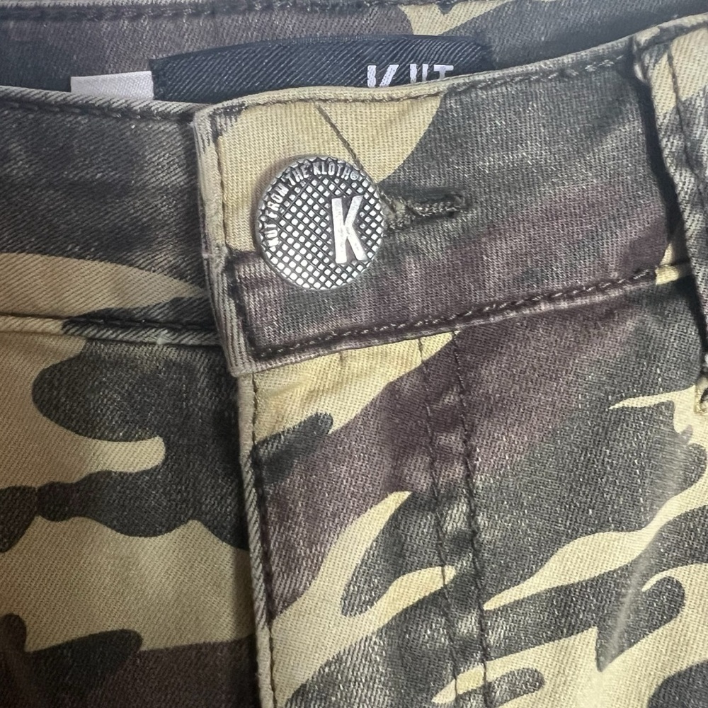 KUT FROM THE CLOTH Distressed Connie High-rise Camo Skinny Pants in Camo Size 4 - Picture 5 of 10